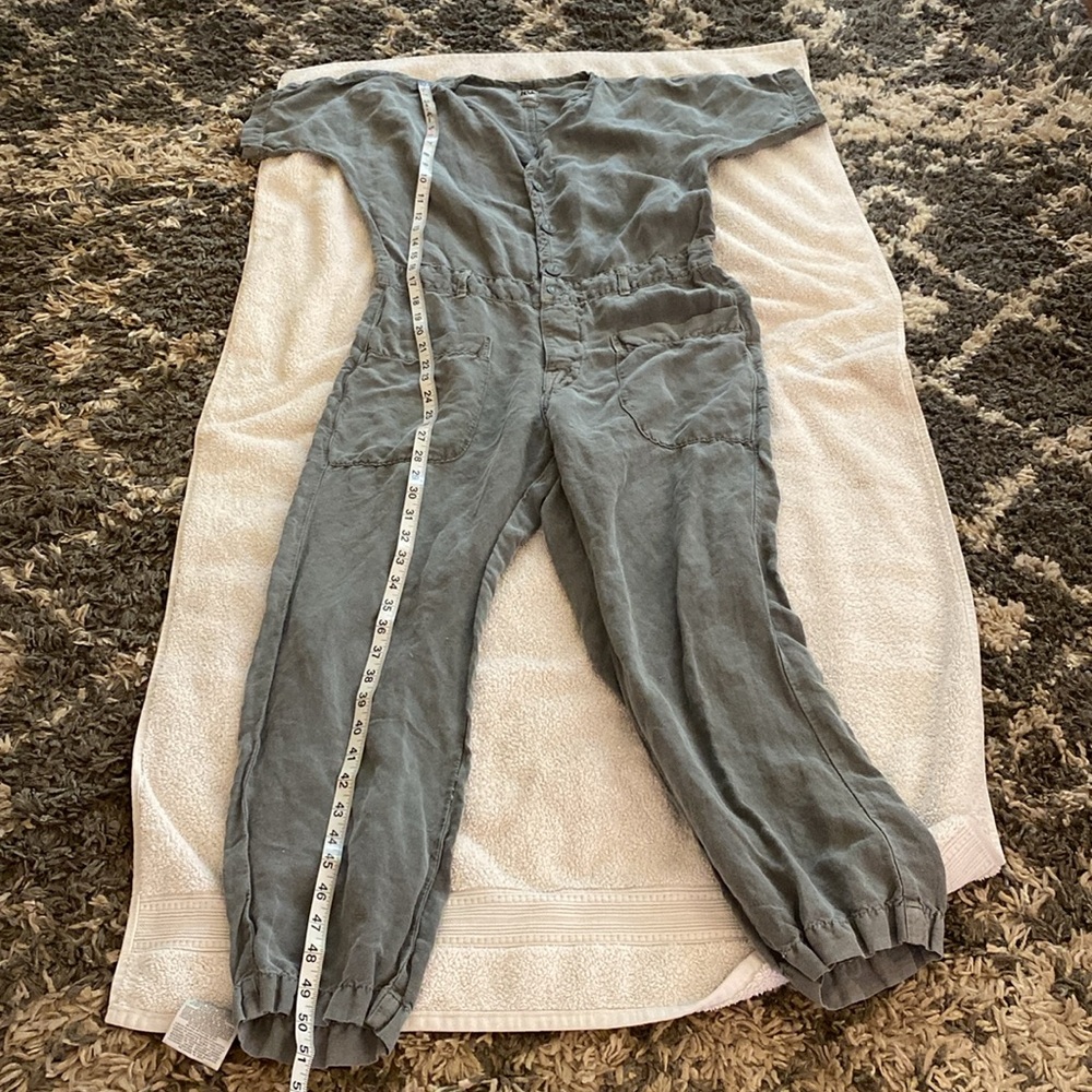 NSF great jumpsuit with belt loops and two great front pockets w/ a back pocket - Picture 9 of 14